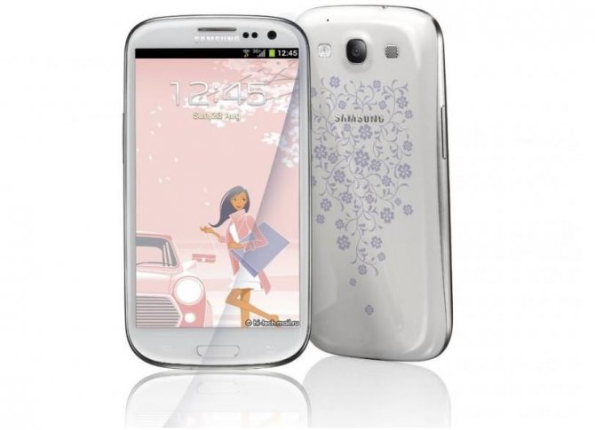 Samsung Galaxy S4 Mini La Fleur - очередная женская игрушка.